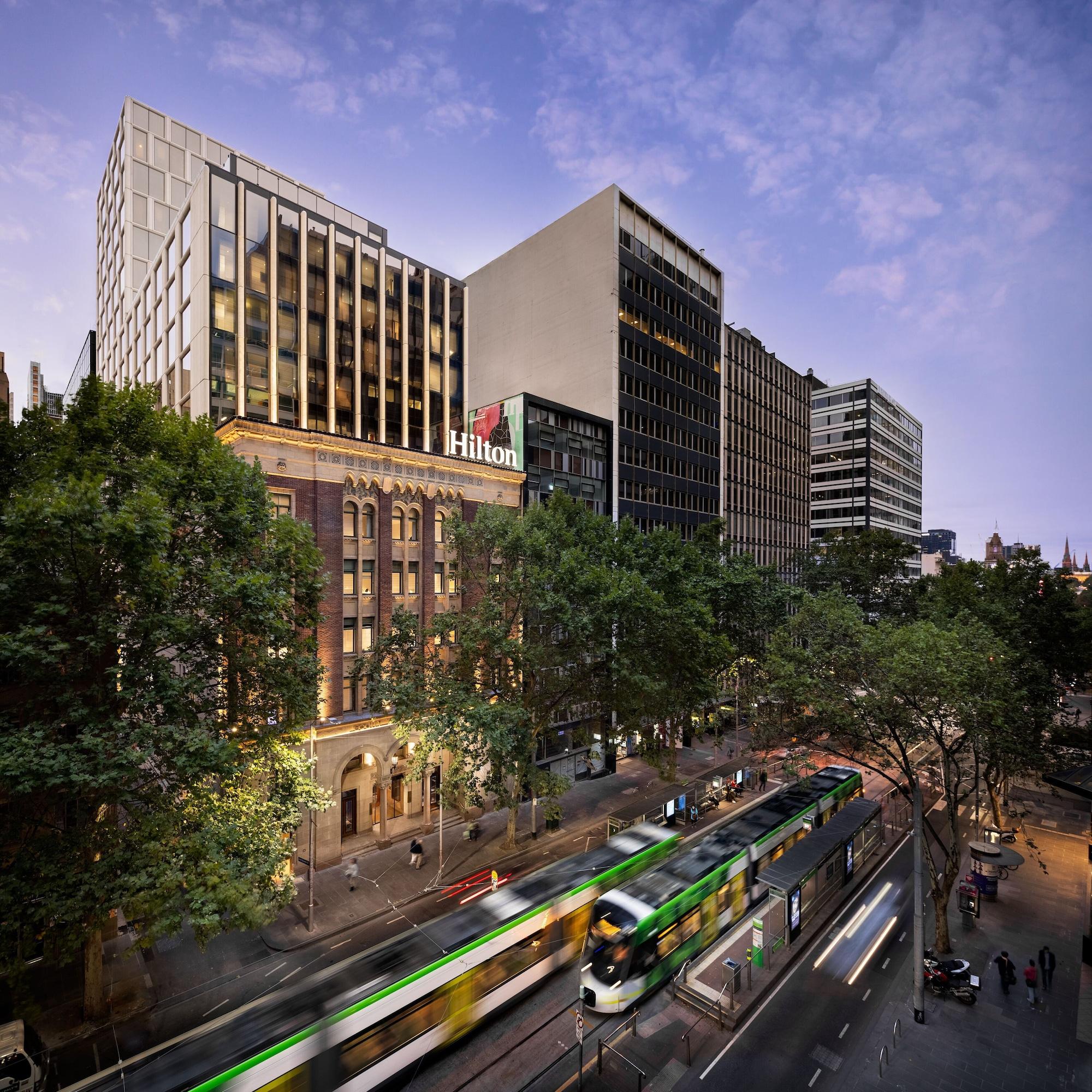 Hilton Melbourne Little Queen Street المظهر الخارجي الصورة Hilton Melbourne on Collins