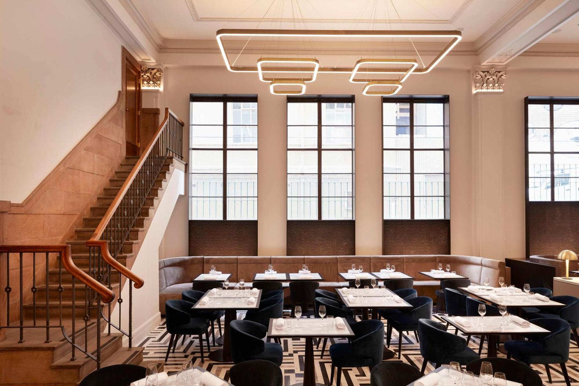 Hilton Melbourne Little Queen Street المظهر الخارجي الصورة The interior of the restaurant