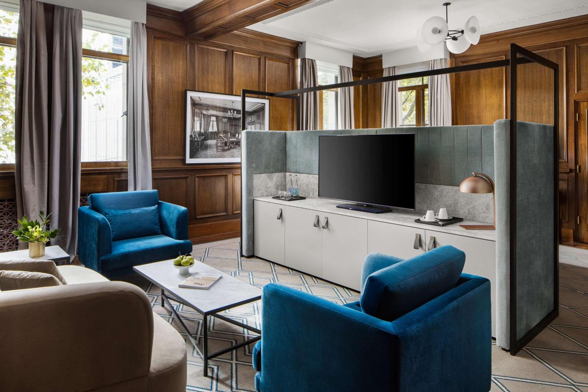 Hilton Melbourne Little Queen Street المظهر الخارجي الصورة The Library at The Ivy Hotel
