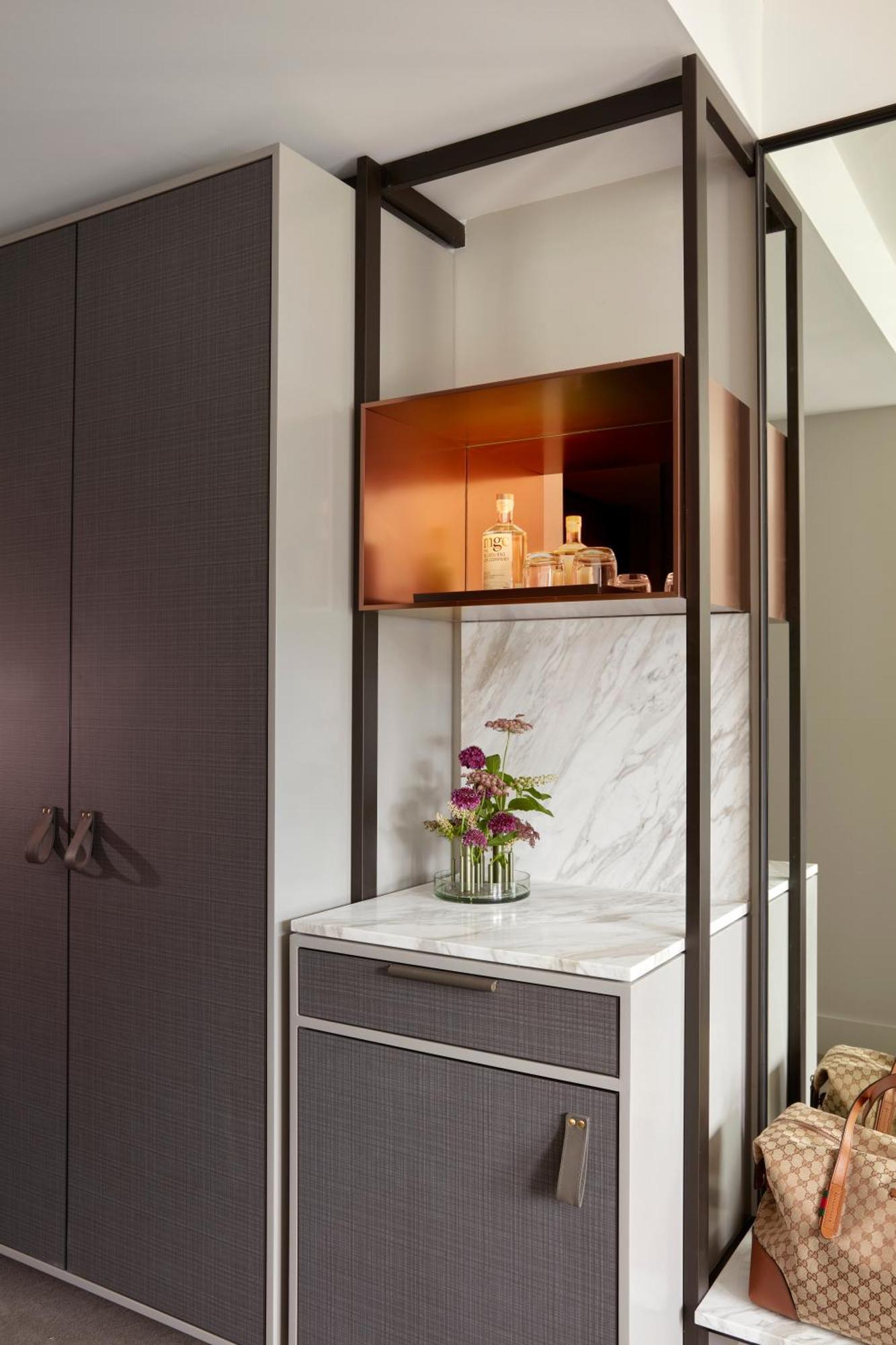 Hilton Melbourne Little Queen Street المظهر الخارجي الصورة A marble vanity