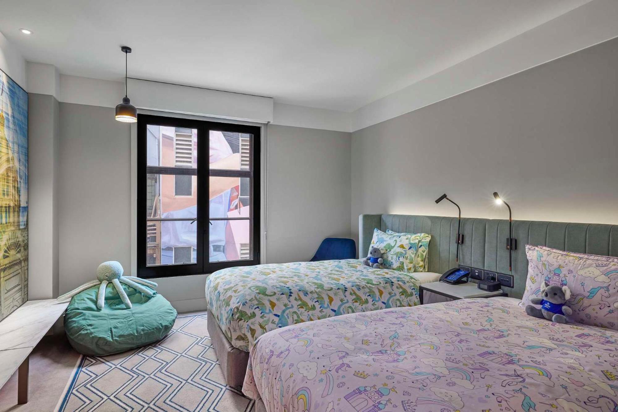 Hilton Melbourne Little Queen Street المظهر الخارجي الصورة A room at the hotel